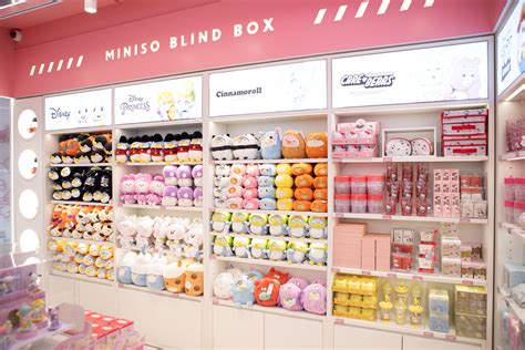 MINISO .